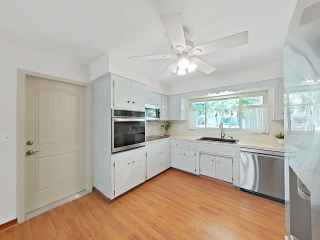 1100 CANTERBURY ROAD, Clearwater, FL 33764