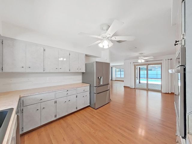 1100 CANTERBURY ROAD, Clearwater, FL 33764