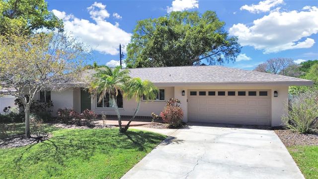 1100 CANTERBURY ROAD, Clearwater, FL 33764