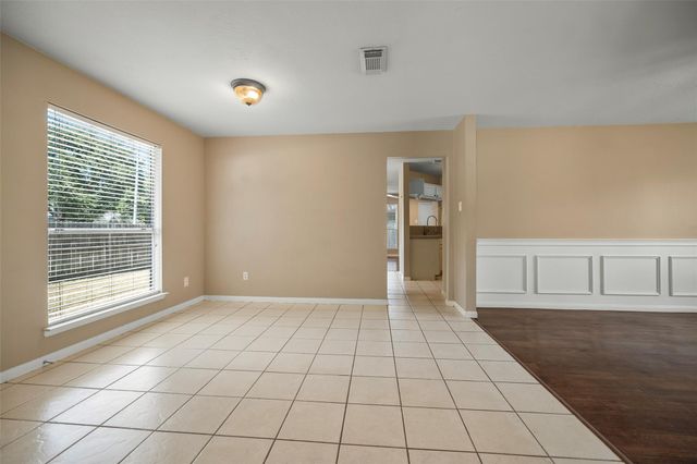 18103 Gravenhurst Lane, Tomball, TX 77377