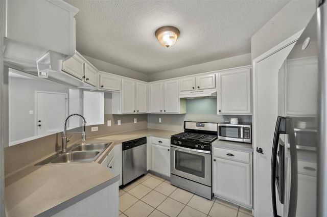 18103 Gravenhurst Lane, Tomball, TX 77377