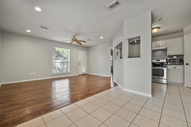 18103 Gravenhurst Lane, Tomball, TX 77377
