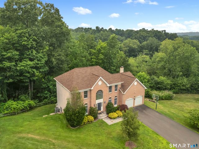 104 Salem Road, Trumbull, CT 06611