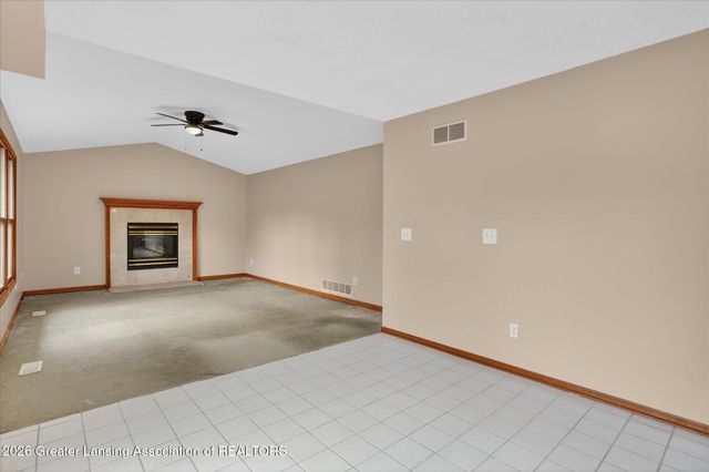 5275 Thames Drive, Haslett, MI 48840