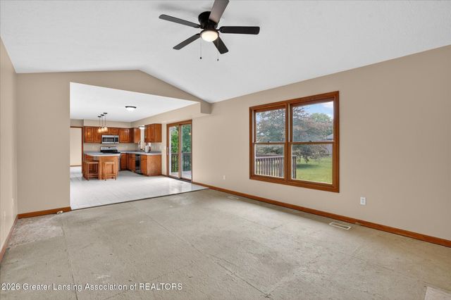 5275 Thames Drive, Haslett, MI 48840