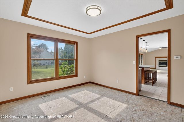 5275 Thames Drive, Haslett, MI 48840