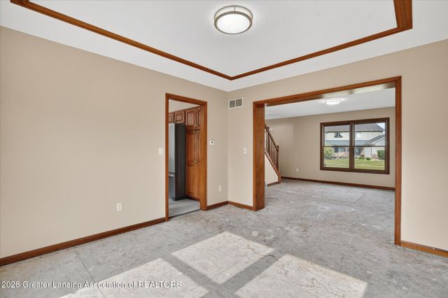 5275 Thames Drive, Haslett, MI 48840