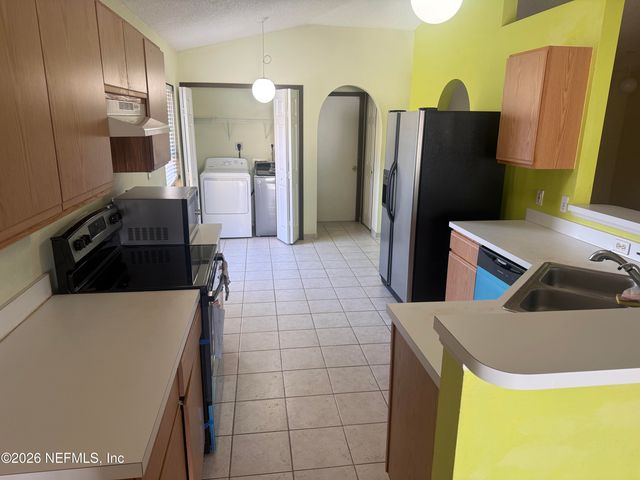 2157 WILLESDON Drive W, Jacksonville, FL 32246