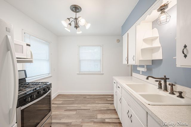4329 Laura Street NW, Comstock Park, MI 49321