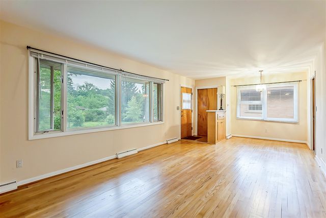 1210 Arella Boulevard, Ann Arbor, MI 48103