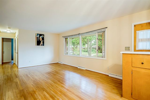 1210 Arella Boulevard, Ann Arbor, MI 48103