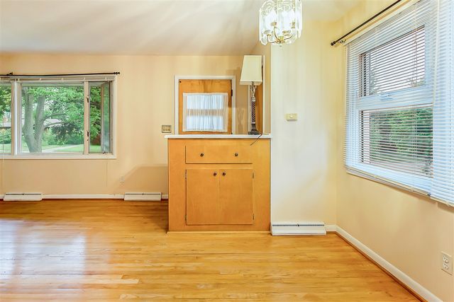 1210 Arella Boulevard, Ann Arbor, MI 48103