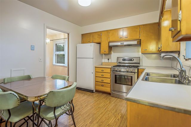 1210 Arella Boulevard, Ann Arbor, MI 48103