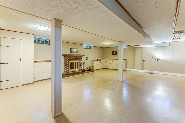 1210 Arella Boulevard, Ann Arbor, MI 48103