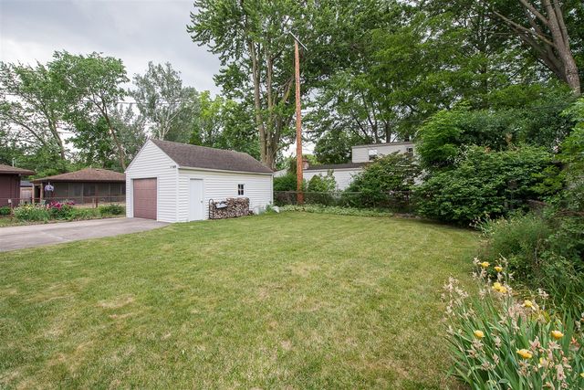 1210 Arella Boulevard, Ann Arbor, MI 48103