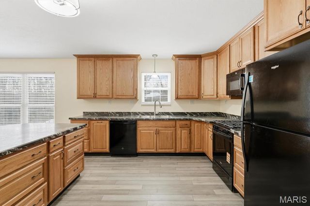 186 W 19th Street, Alton, IL 62002