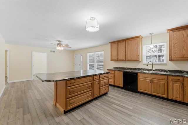 186 W 19th Street, Alton, IL 62002