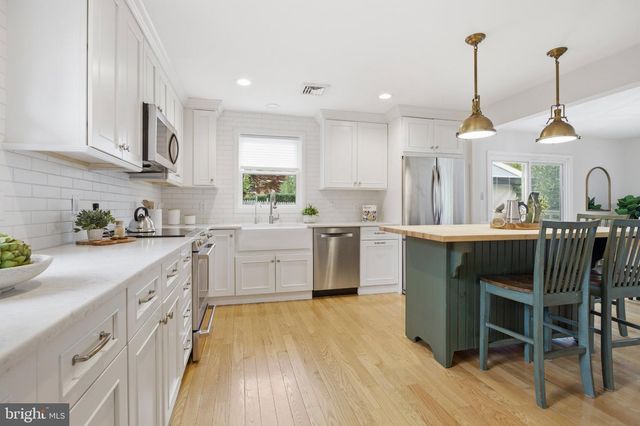 3104 N PROVIDENCE RD, Media, PA 19063