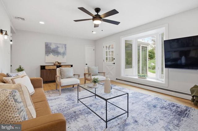 3104 N PROVIDENCE RD, Media, PA 19063