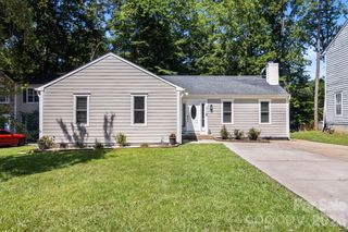 5917 Black Bear Court, Charlotte, NC 28214