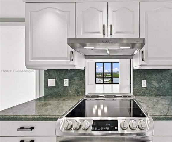 936 Intracoastal Drive 21A, Fort Lauderdale, FL 33304