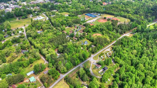 388 Jones Street, Blue Ridge, GA 30513