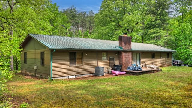 388 Jones Street, Blue Ridge, GA 30513