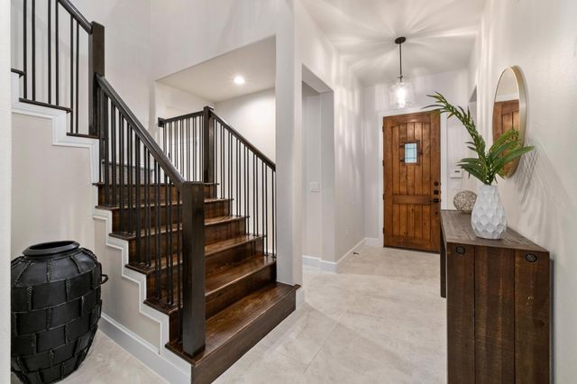 7800 Southwest PKWY 1010, Austin, TX 78735