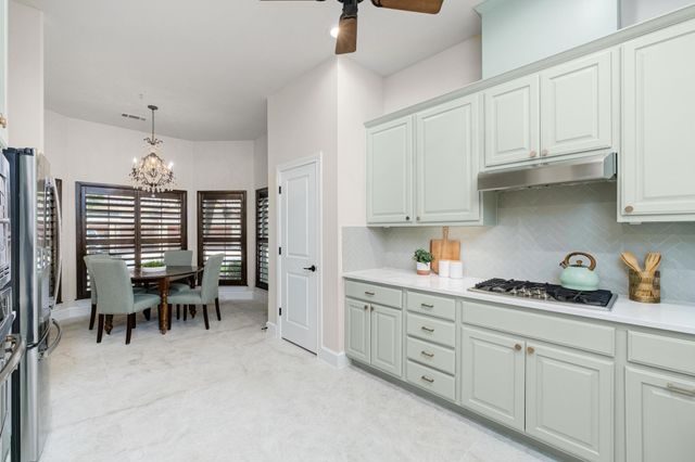 7800 Southwest PKWY 1010, Austin, TX 78735