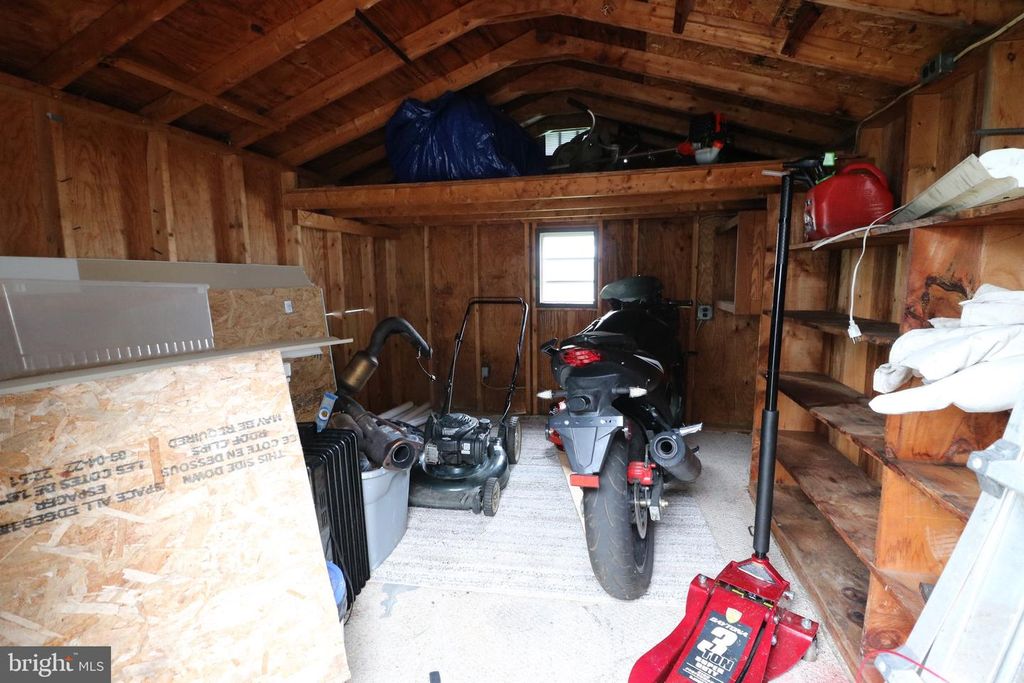 101 COVERED WAGON RD, Middle River, MD 21220