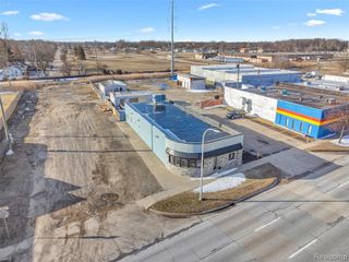 32413 Michigan Avenue, Dearborn, MI 48184