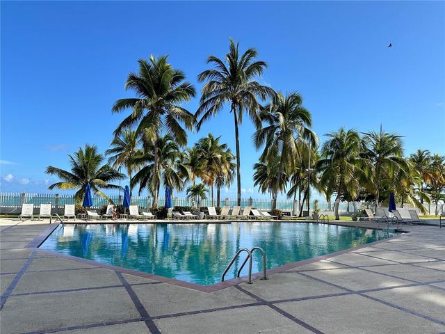 Boca Cangrejeros Ave. PLAYA DORADA 602, Carolina, PR 00979