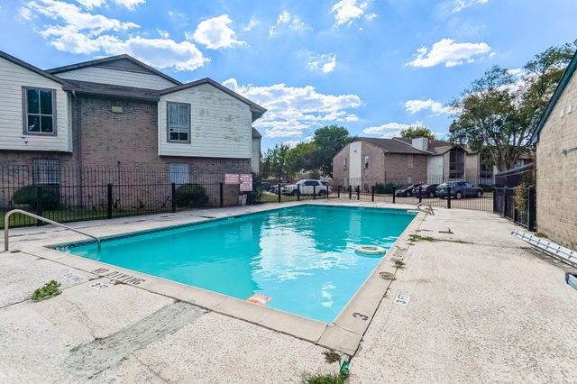 12615 Brookglade Circle 201, Houston, TX 77099