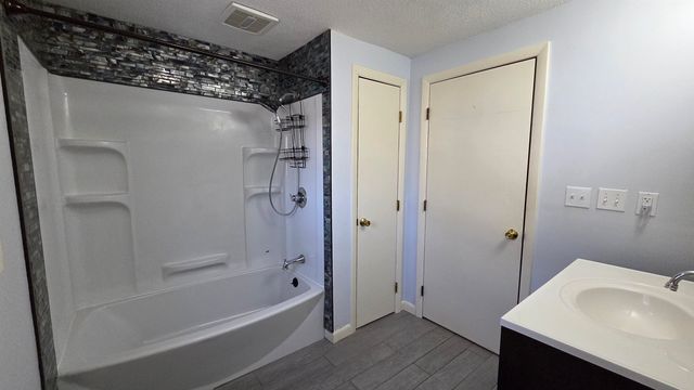 9 Rule Street, Keene, NH 03431