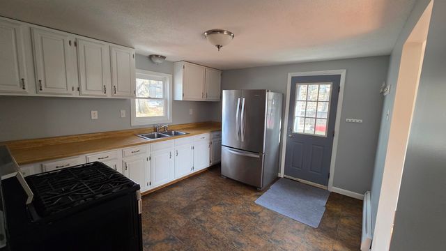 9 Rule Street, Keene, NH 03431