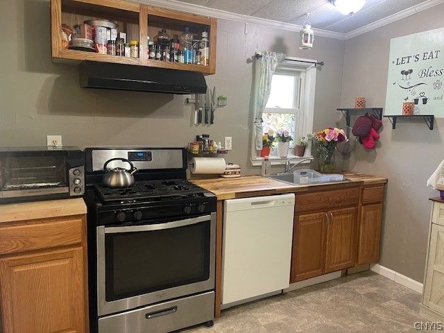 19 Junior Avenue, Granby, NY 13069
