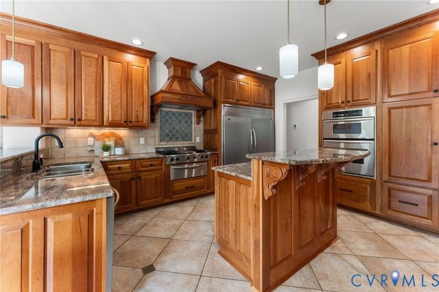 13446 Bradley Bridge Rd, Chester, VA 23831