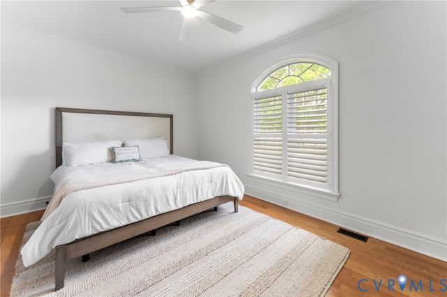 13446 Bradley Bridge Rd, Chester, VA 23831