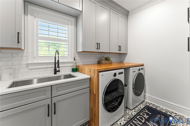 13446 Bradley Bridge Rd, Chester, VA 23831