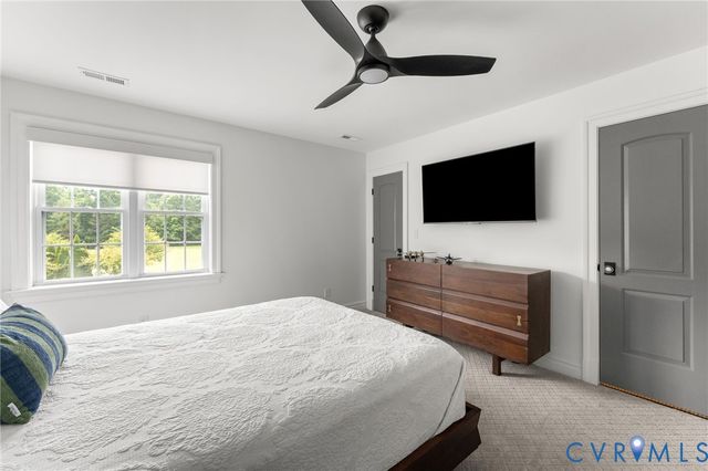 13446 Bradley Bridge Rd, Chester, VA 23831