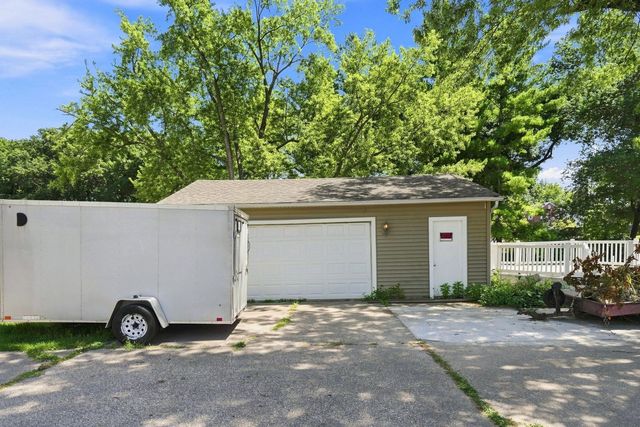 2510 7th Street, Moline, IL 61265