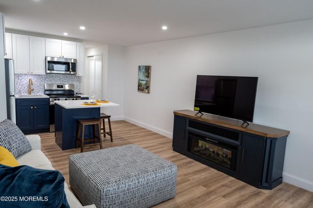 401 Broadway, 24, Barnegat Light, NJ 08006