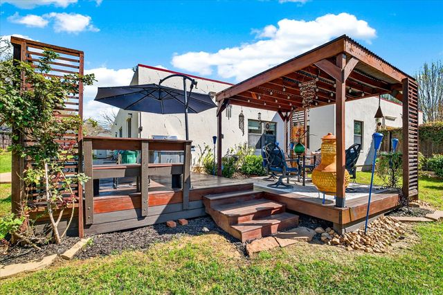 905 Lynhurst Lane, Denton, TX 76205