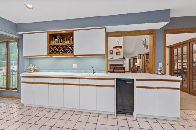 600 W 9th St, Newton, KS 67114