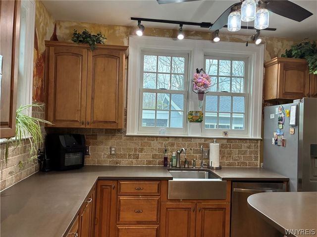 5079 Forest Road, Lewiston, NY 14092