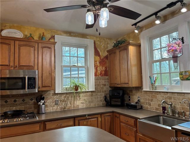 5079 Forest Road, Lewiston, NY 14092