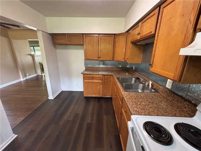 1820 Shaftesbury Road, Dayton, OH 45406