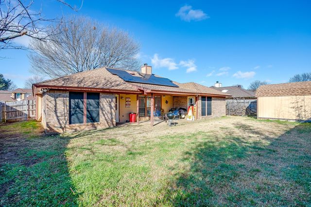 4225 Woodward Court, Grand Prairie, TX 75052