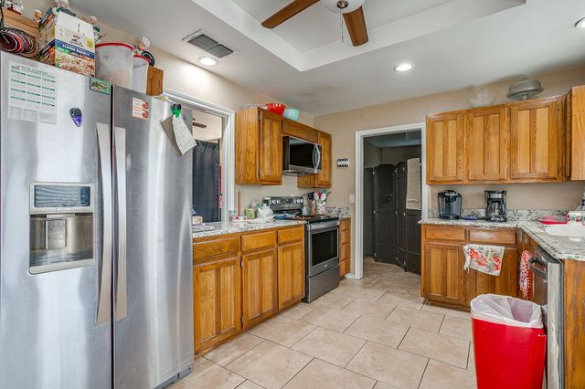 4225 Woodward Court, Grand Prairie, TX 75052