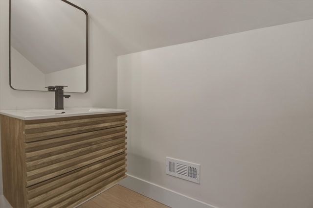 7230 S Avers Avenue, Chicago, IL 60629